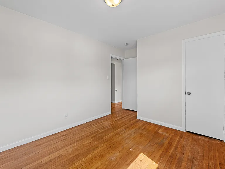 3725 Coolidge Hwy — Photo 14