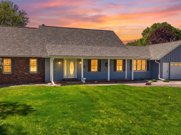 1006 W Blodgett St, Marshfield, WI 54449