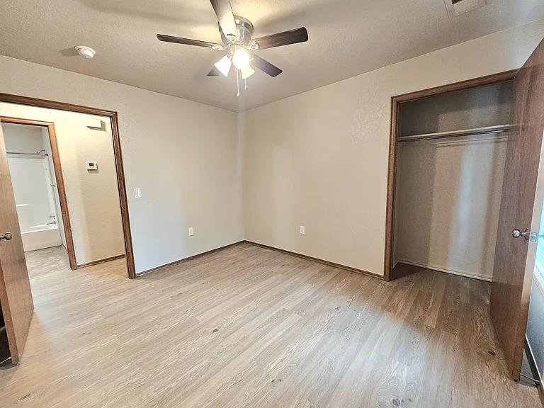 2602 Lonnie Ln — Photo 15