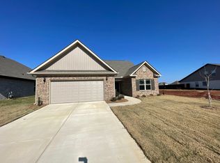 145 Sublett Dr, Hazel Green, AL 35750