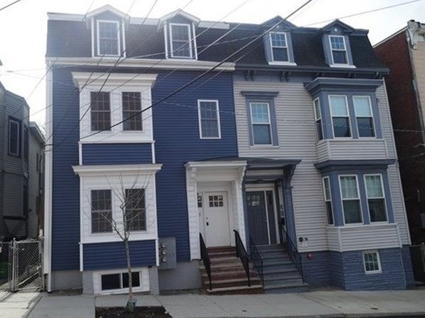5 Monmouth St, East Boston, MA 02128