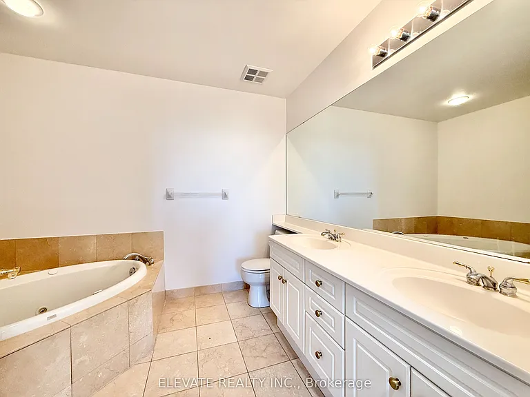 9 Boardwalk Dr #217 — Photo 11