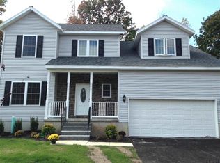 22 Laura Dr, Latham, NY 12110