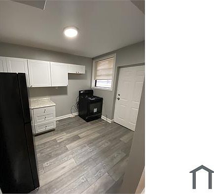 3rd image of 7757 S Yates Blvd APT 3