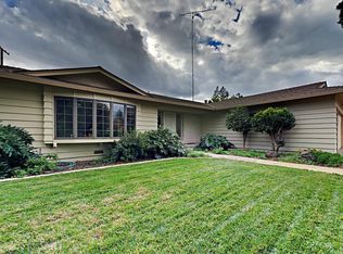 1900 Fallon Ln, Modesto, CA 95355