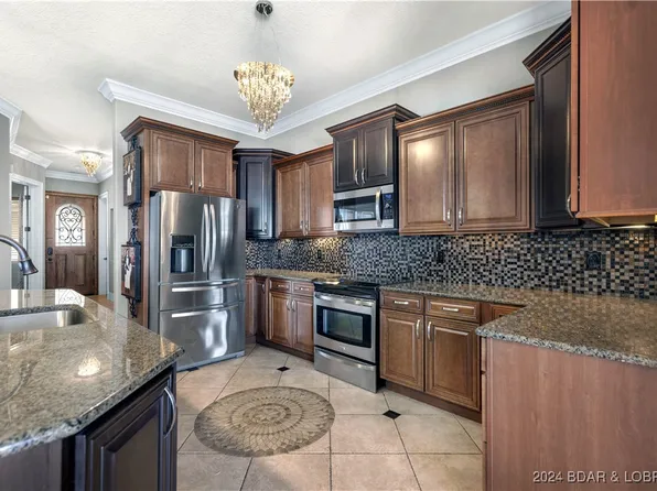 1184 Jeffries Rd Unit 515, Osage Beach, MO 65065