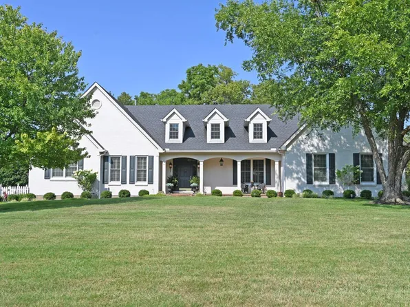 7316 Pinehurst Dr, Cincinnati, OH 45244