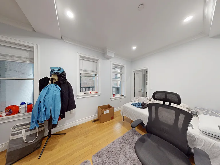 14 Mount Hood Rd #2 — Photo 7