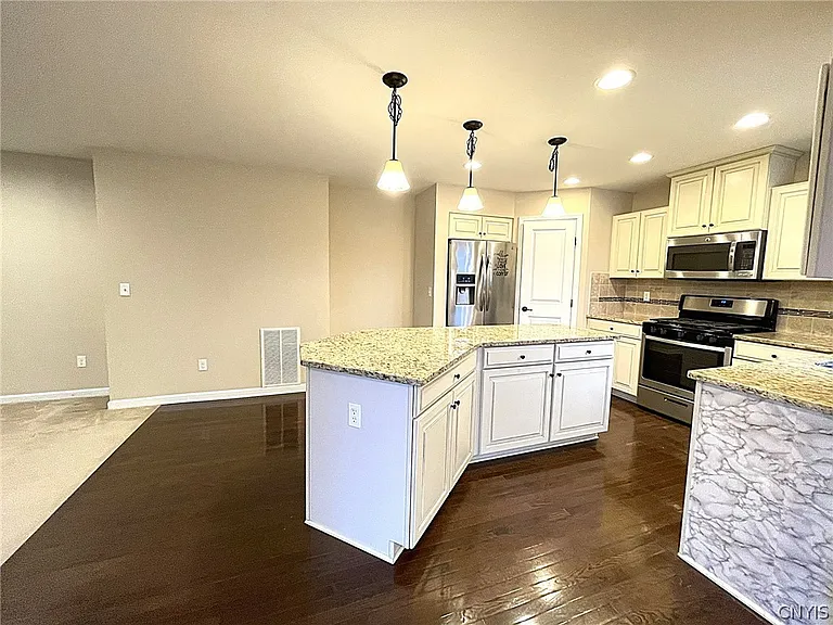 113 Weeping Willow Way — Photo 16