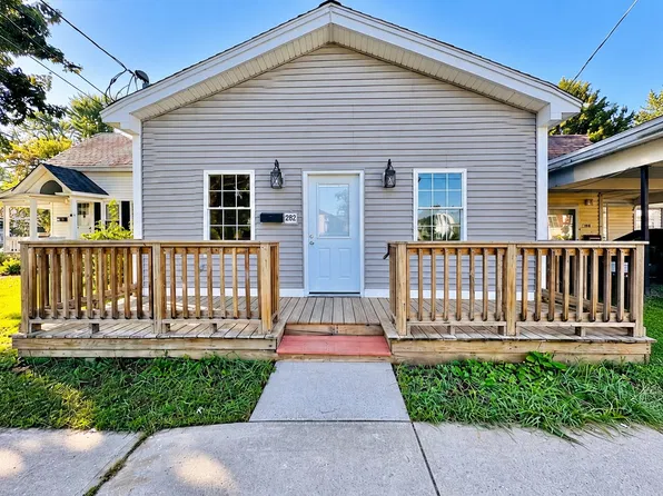 282 Parker St, Gardner, MA 01440