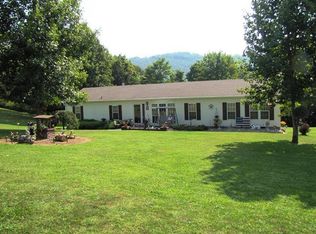 11818 Alta Dr, Asbury, WV 24916