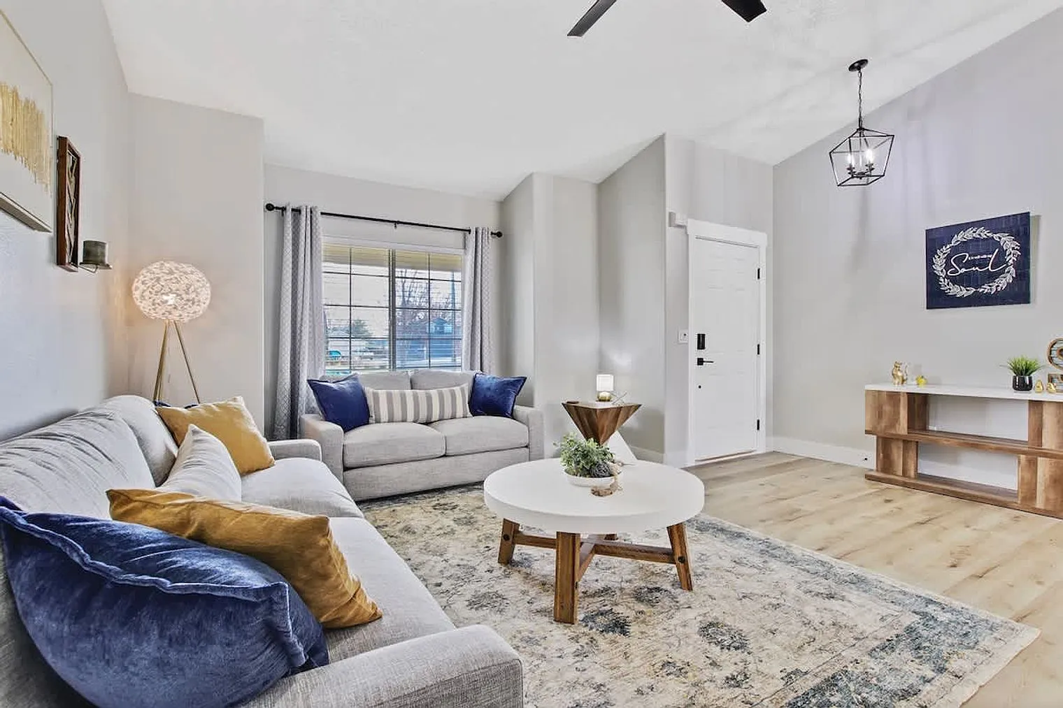 3 bed, 2.0 bath, $5,575 — Photo 2
