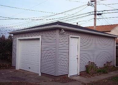 2nd image of 757 Newell Ave