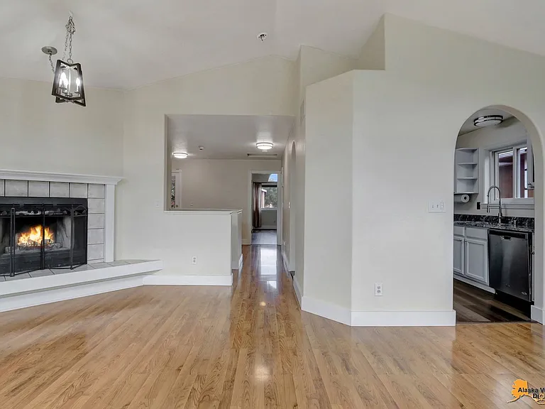 3838 Sycamore Loop — Photo 14
