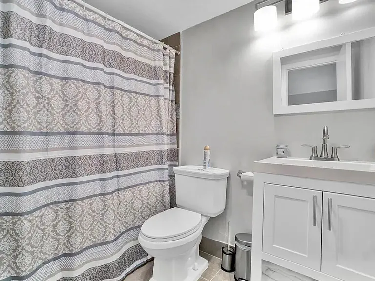 300 Croton Ave #102 — Photo 15
