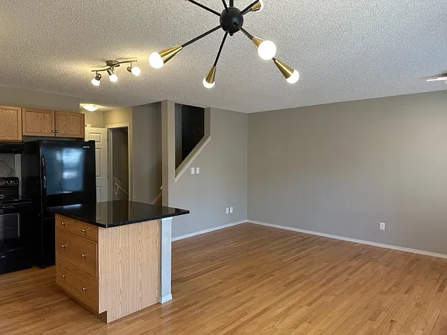 1730 Leger Gate - Duplex in SW Leger — Photo 3