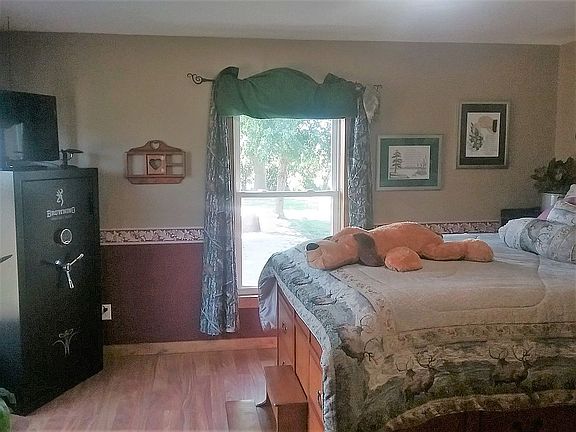 main bedroom 15x10
