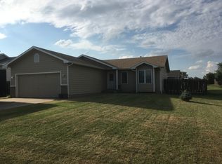 1808 Apache Rd, Dodge City, KS 67801