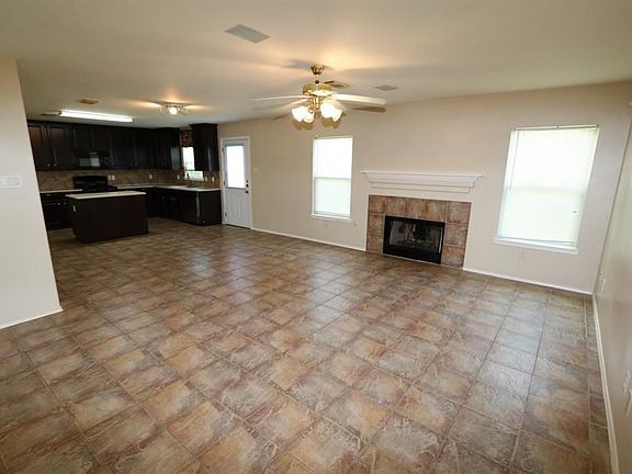3rd image of 19510 Concho Springs Dr