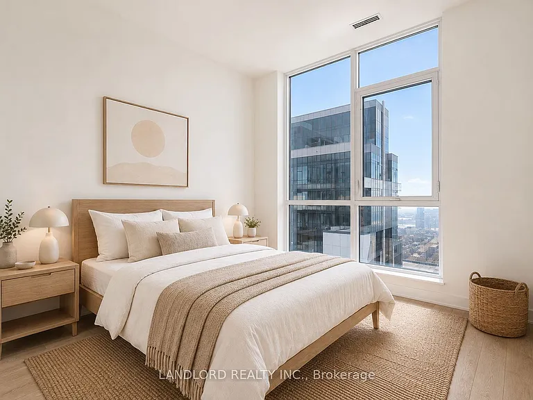 5 Mabelle Ave #Penthouse 33 — Photo 6