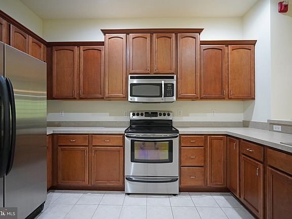 4th image of 17400 N Village Main Blvd Unit 14
