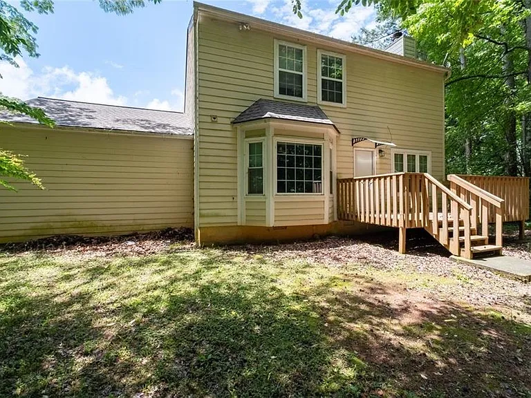 800 Revena Dr — Photo 29