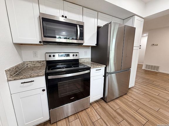 2nd image of 3702 AUTUMN LN