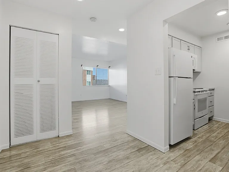 3613 S Sheridan Blvd #16 — Photo 6