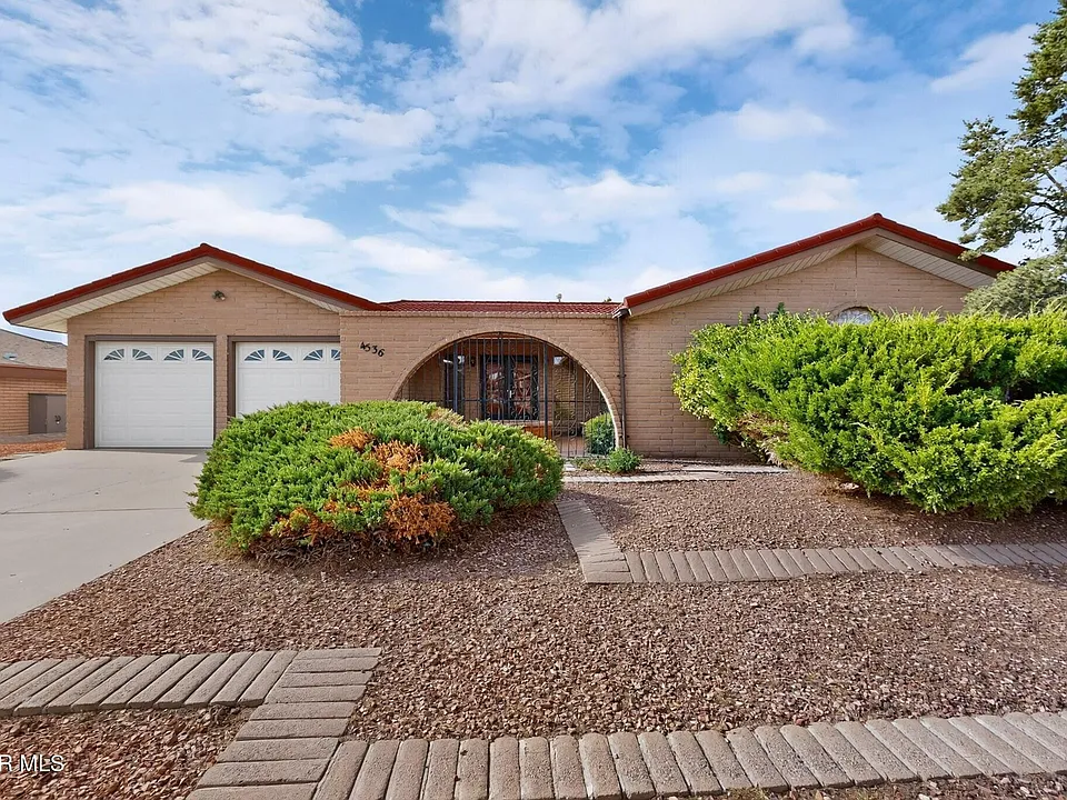 4536 R L Shoemaker Dr