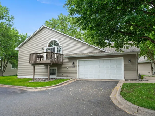 9328 Prestwick Ln N, Brooklyn Park, MN 55443