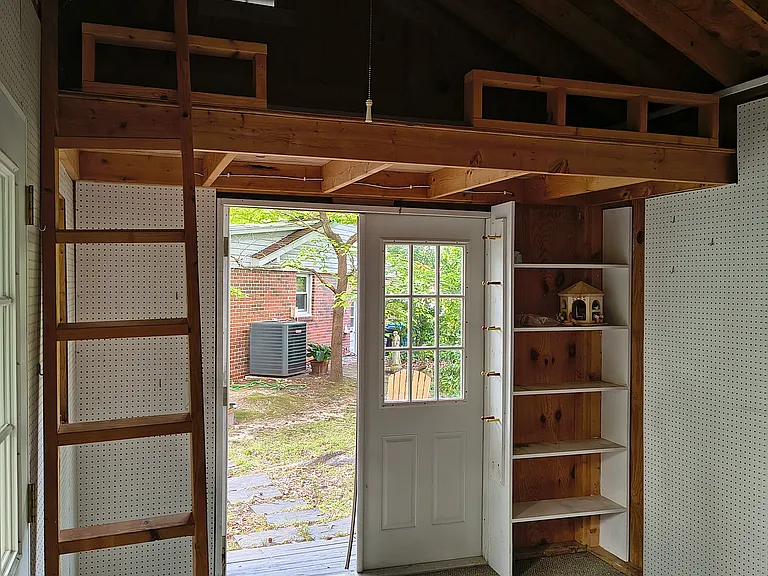 2409 Millwood Rd — Photo 29