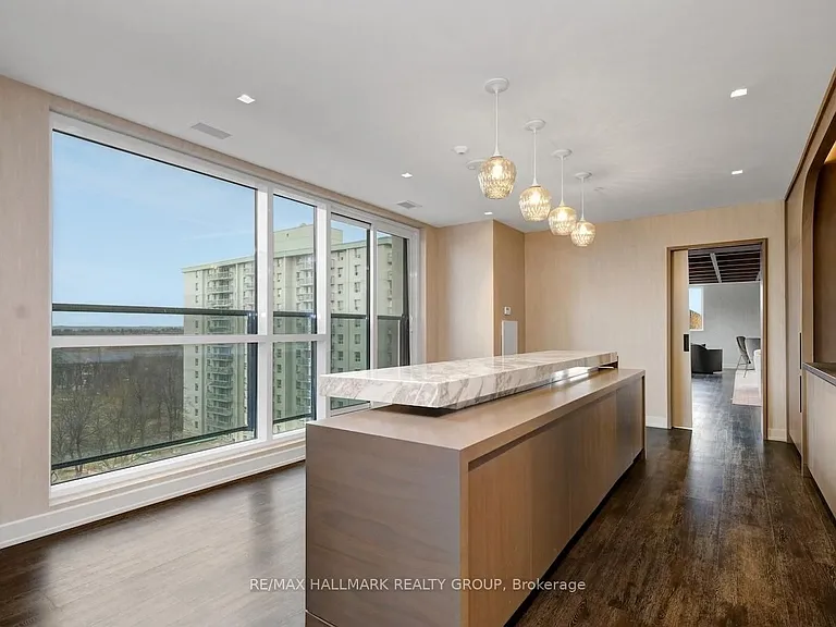 560 Rideau St #514 — Photo 29