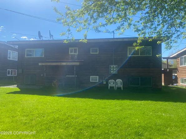 4101 Cope St, Anchorage, AK 99503