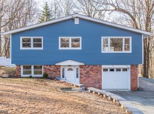602 Stanley Pl, Landing, NJ 07850