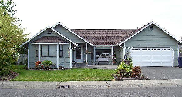 Immaculate Model Enumclaw Rambler