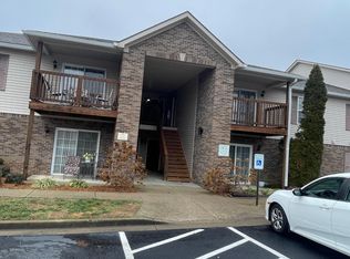 11917 Tazwell Dr APT 8, Worthington Hills, KY 40245