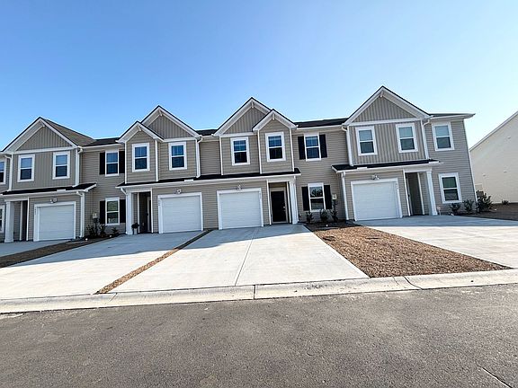2nd image of 1053 Arborwood Dr SW