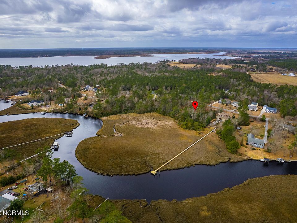 240 White Oak Bluff Road, Stella, NC 28582 Zillow