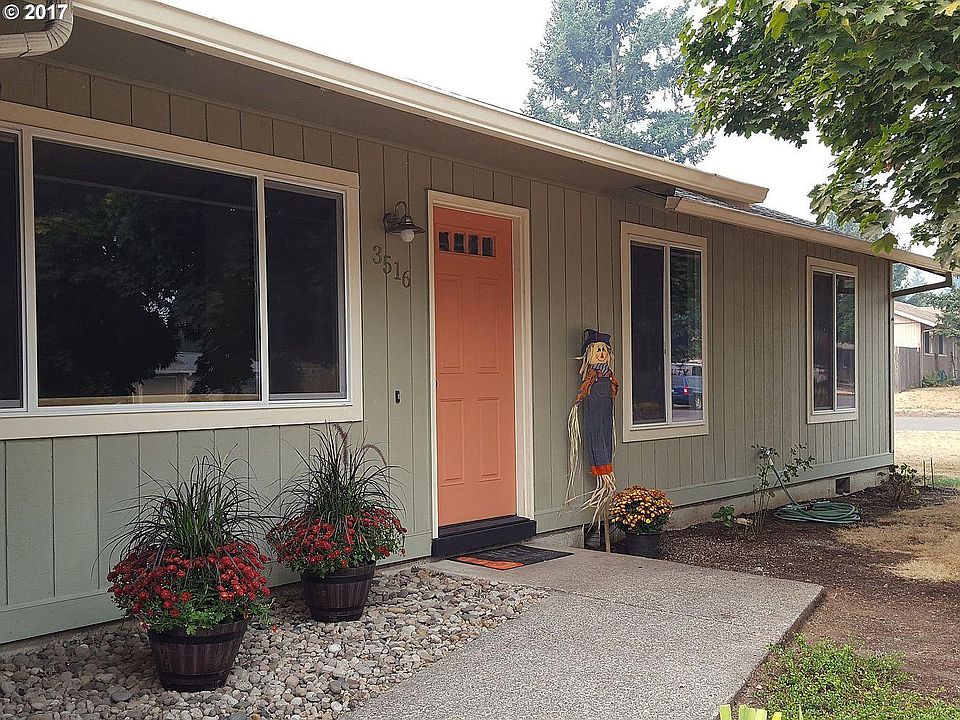 1st image of 3516 NE 135th Ave