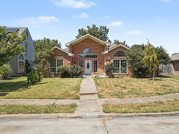 2nd image of 4002 Tropic Cir