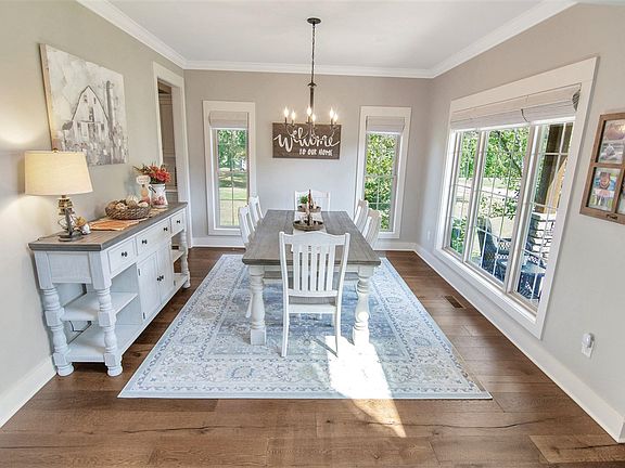 4th image of 351 Marblegate Cir