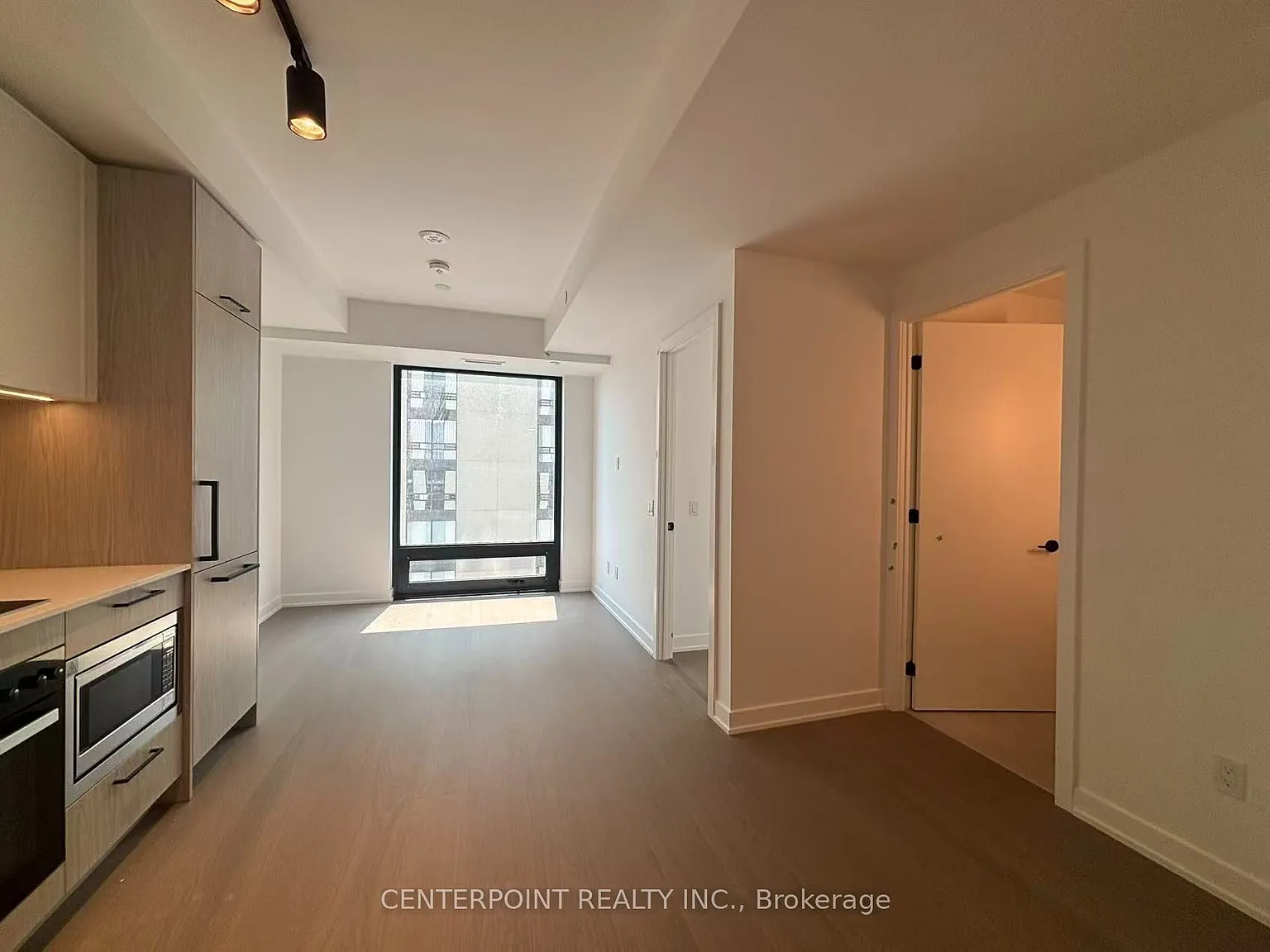 2 bed, $2,400 — Photo 3