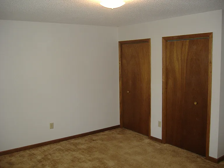 619 Johns Creek Rd — Photo 6