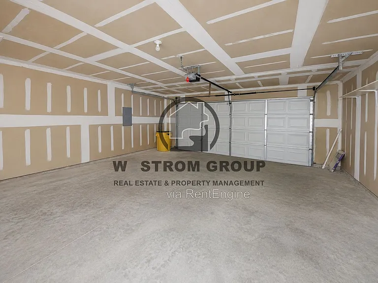 316 Crowe Dr — Photo 24
