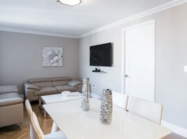 305 East 86th Street image 1 of 24