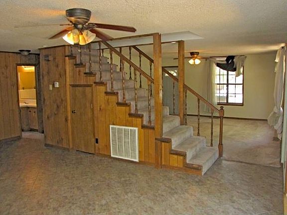 Open Living & Dining Area