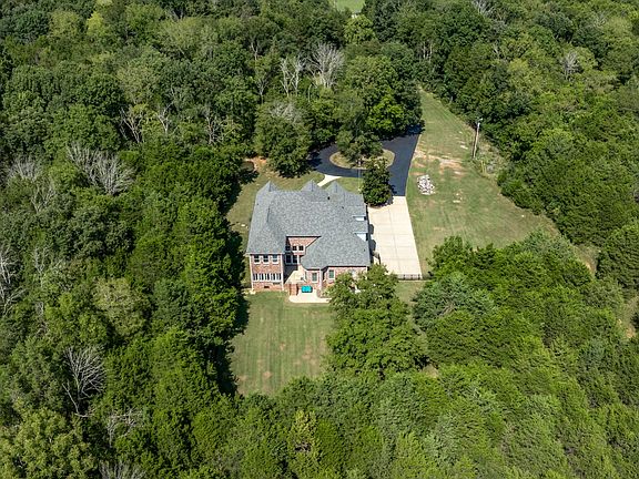 3rd image of 2850 Rockdale Fellowship Rd