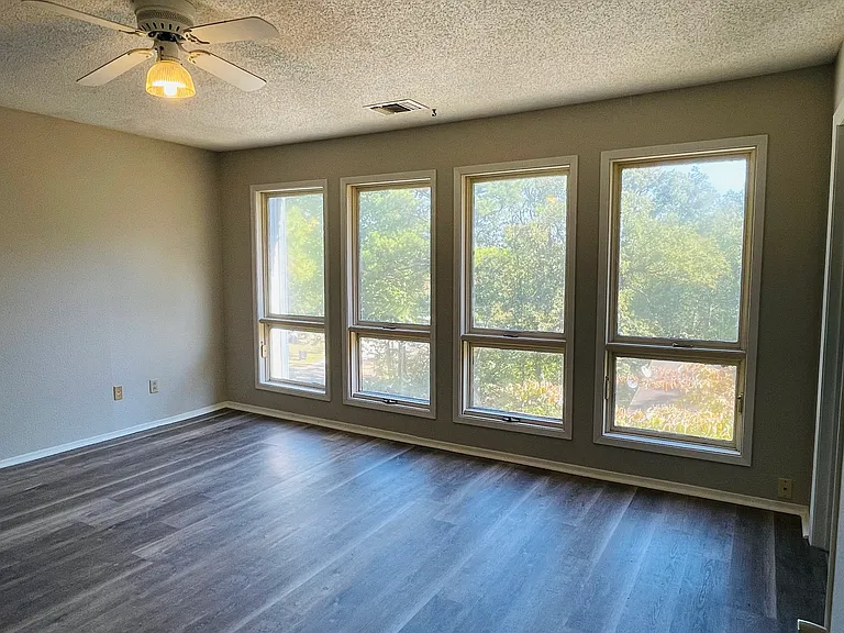 17 Dogwood Dr — Photo 59