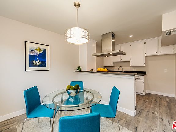 4th image of 6255 Woodman Ave APT 210