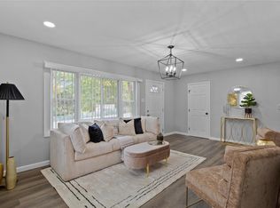 2425 N Hanley Rd, Saint Louis, MO 63114